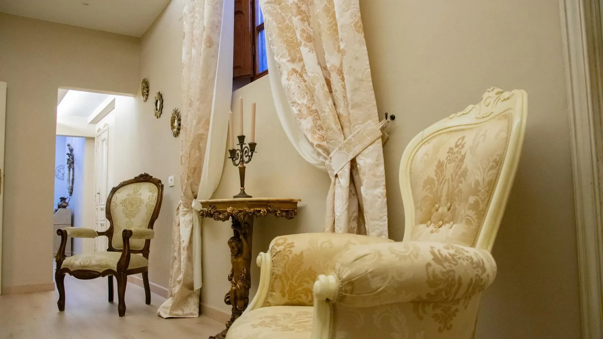 La Casa Sui Tetti Apartment Cortona 0*,