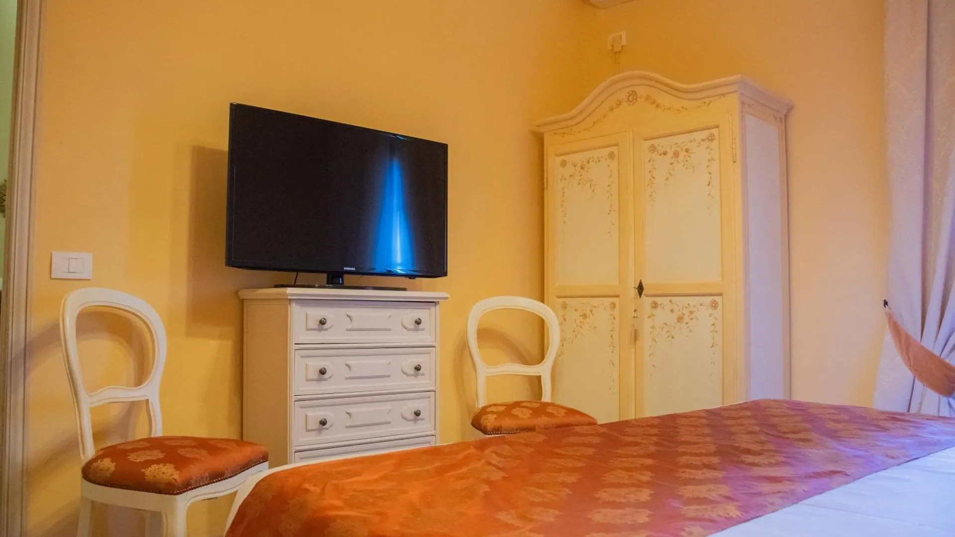 La Casa Sui Tetti Apartment Cortona 0*,